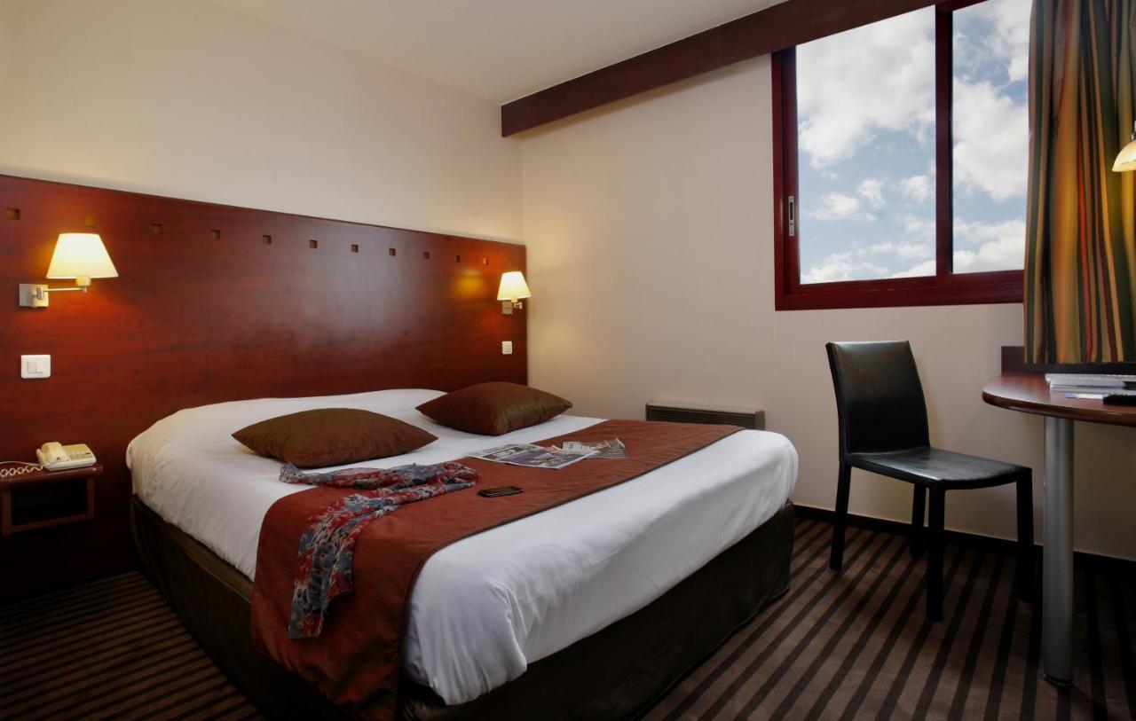Hotel Gallieni Gennevilliers Bilik gambar