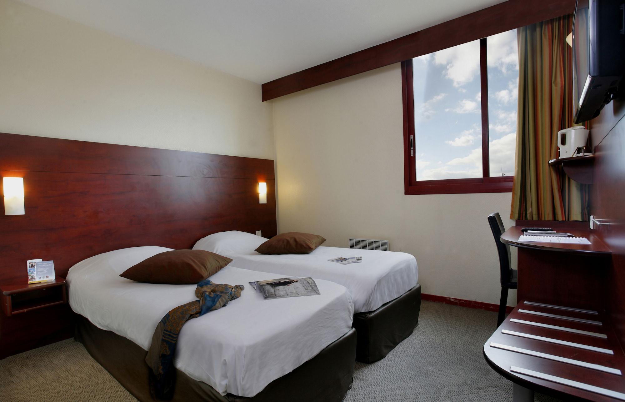 Hotel Gallieni Gennevilliers Luaran gambar