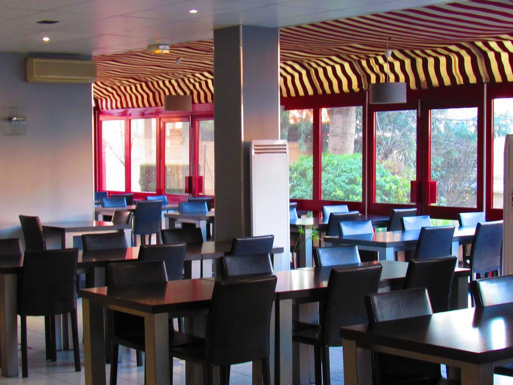 Hotel Gallieni Gennevilliers Luaran gambar