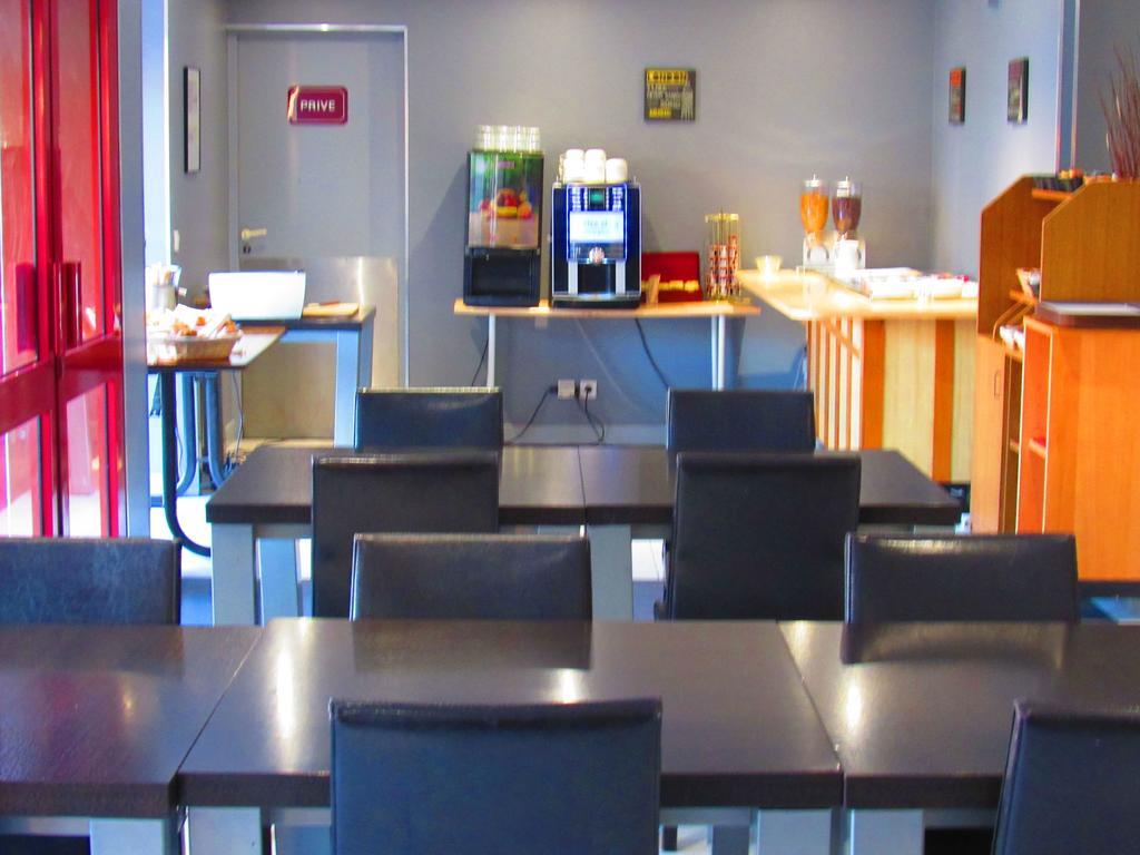 Hotel Gallieni Gennevilliers Luaran gambar